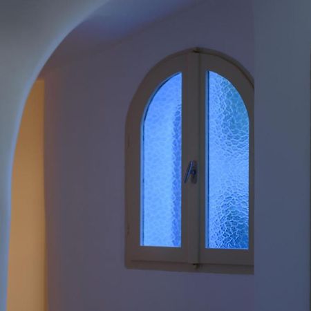 Suite Home Santorini Fira  Eksteriør billede