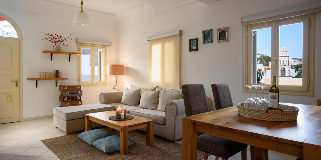 Suite Home Santorini Fira  Eksteriør billede