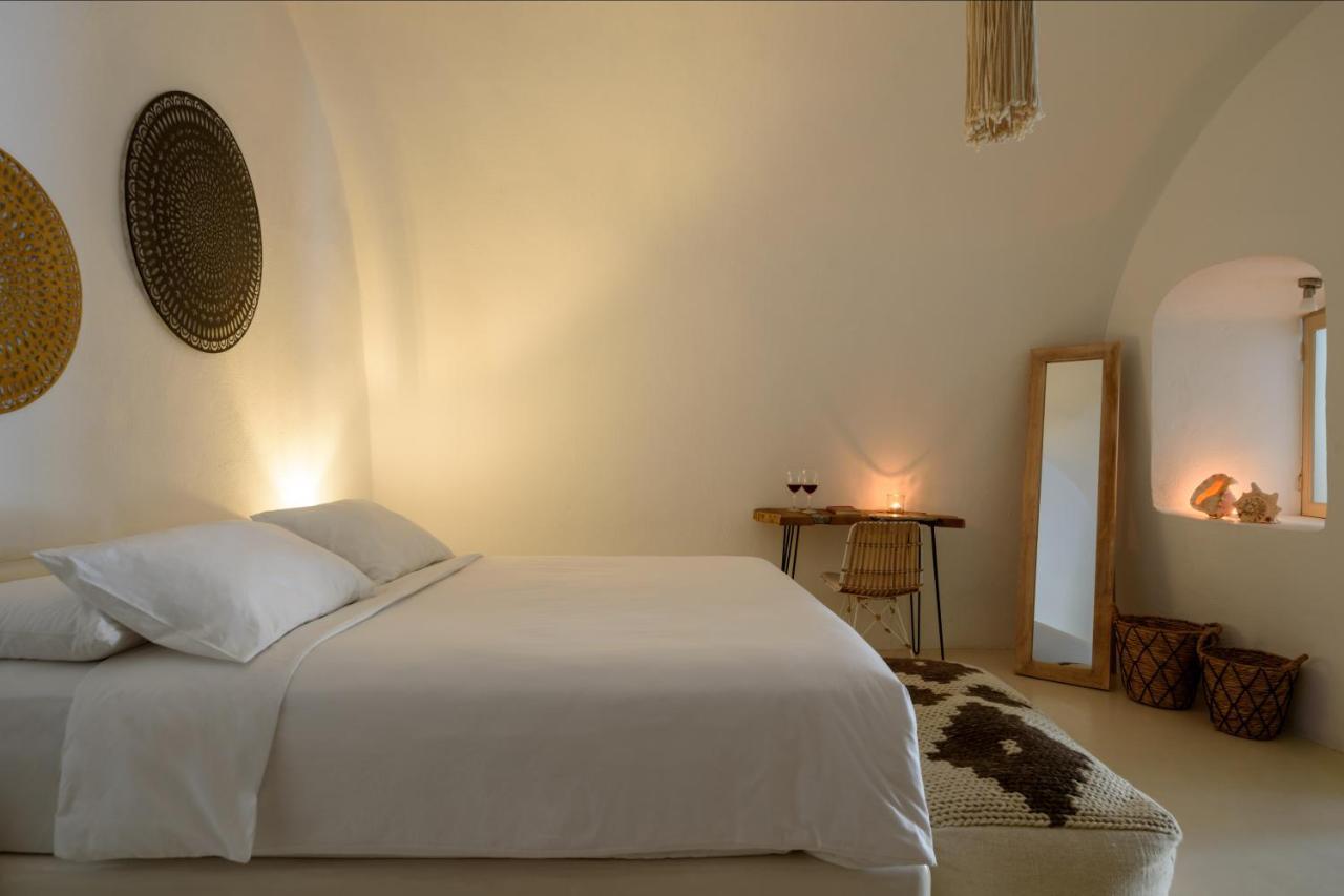 Suite Home Santorini Fira  Eksteriør billede